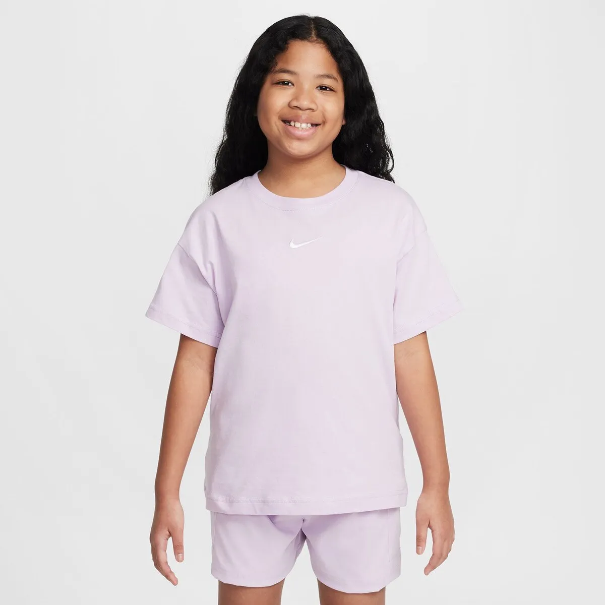 Футболка для девочек Nike Sportswear, цвет Violeta 
Футболка для девочек Nike Sportswear, цвет Violeta