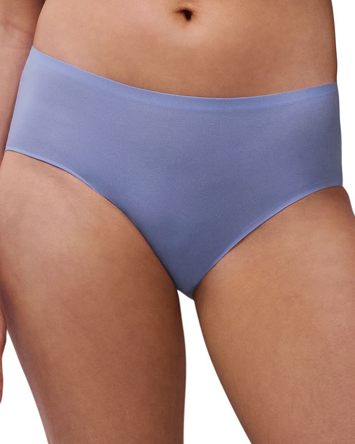 Мягкие эластичные бесшовные трусики-хипстер универсального размера Chantelle, фиолетовый
Мягкие эластичные бесшовные трусики-хипстер универсального размера Chantelle, фиолетовый