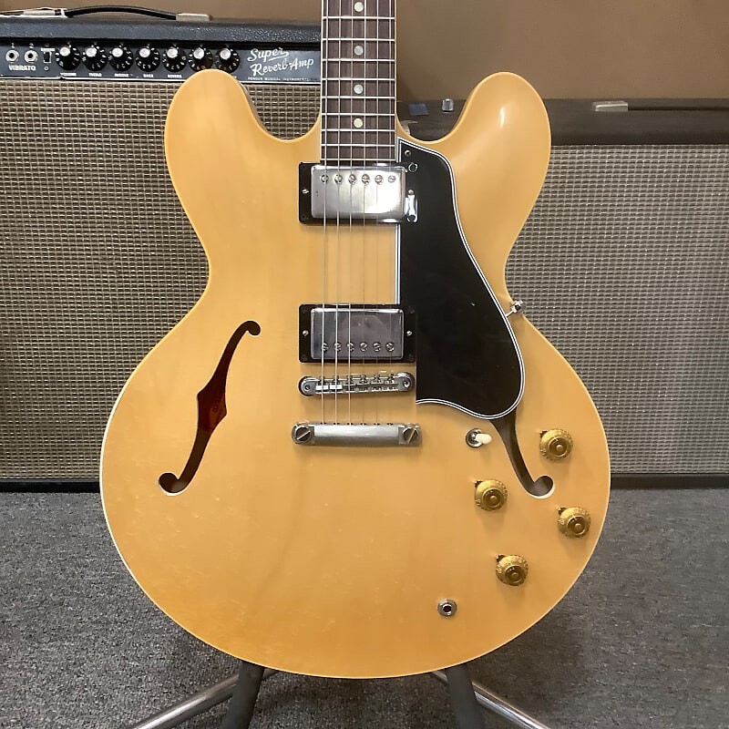 2022 Gibson Murphy Lab 1959 ES-335 Natural Light Aged M2M 2022 Murphy Lab 1959 ES-335 Natural Light Aged M2M
2022 Gibson Murphy Lab 1959 ES-335 Natural Light Aged M2M 2022 Murphy Lab 1959 ES-335 Natural Light Aged M2M