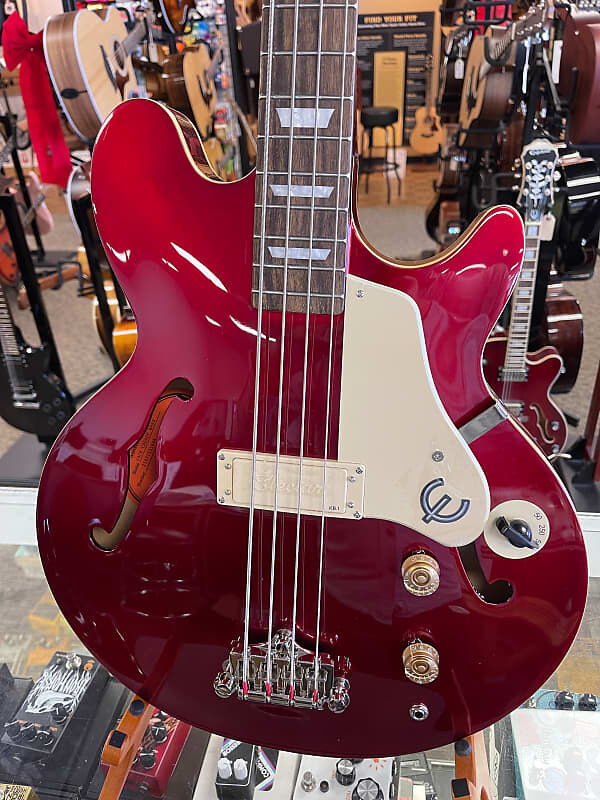 Epiphone Jack Casady 2021 игристое бордовое
Epiphone Jack Casady 2021 игристое бордовое