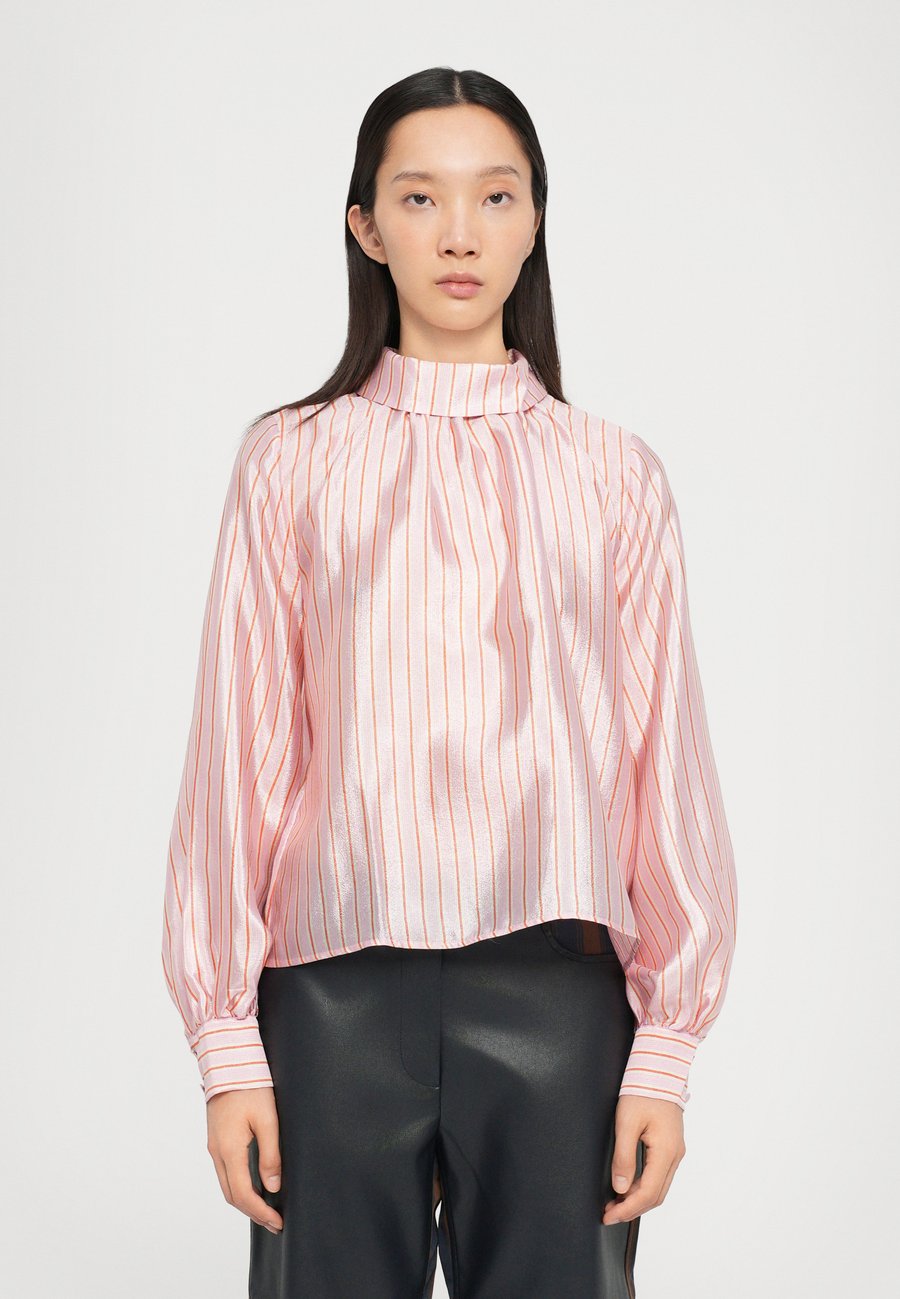 Блуза Stine Goya Blouse, Rose/Light Pink
Блуза Stine Goya Blouse, Rose/Light Pink
