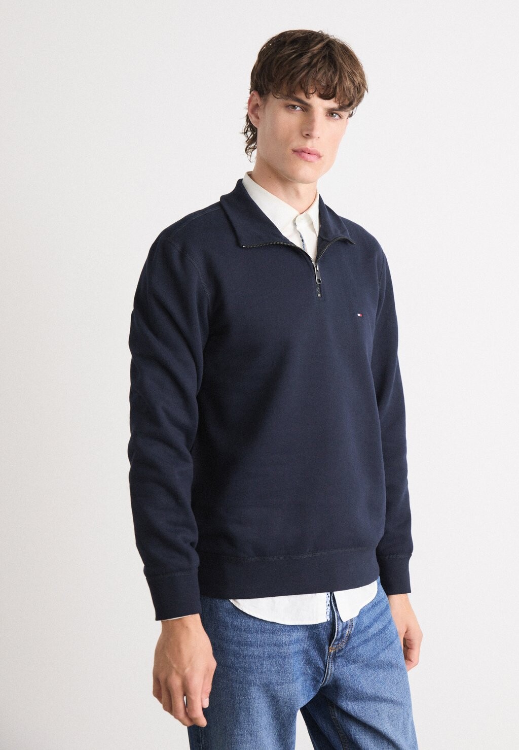 Толстовка ESSENTIAL ZIP Tommy Hilfiger, темно-синий
Толстовка ESSENTIAL ZIP Tommy Hilfiger, темно-синий