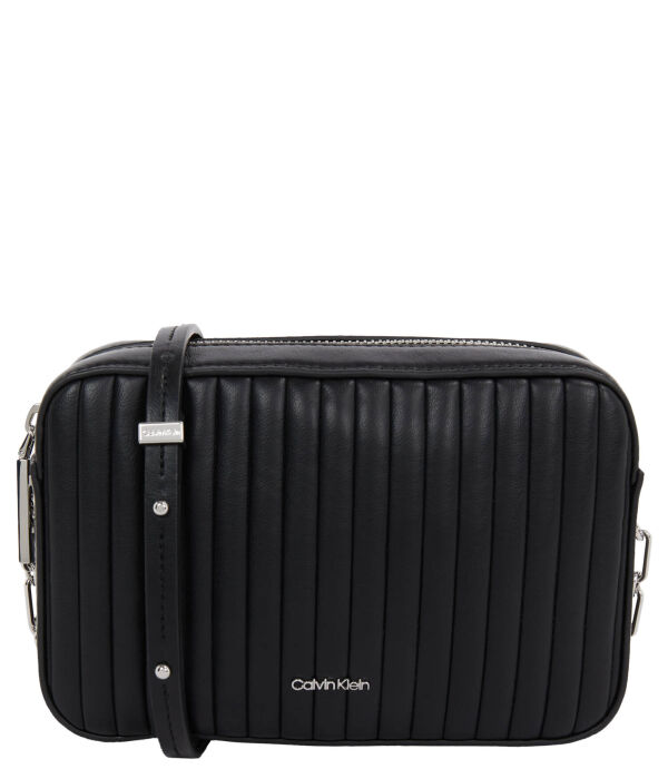 Сумка-мессенджер Calvin Klein, черный
Сумка-мессенджер Calvin Klein, черный