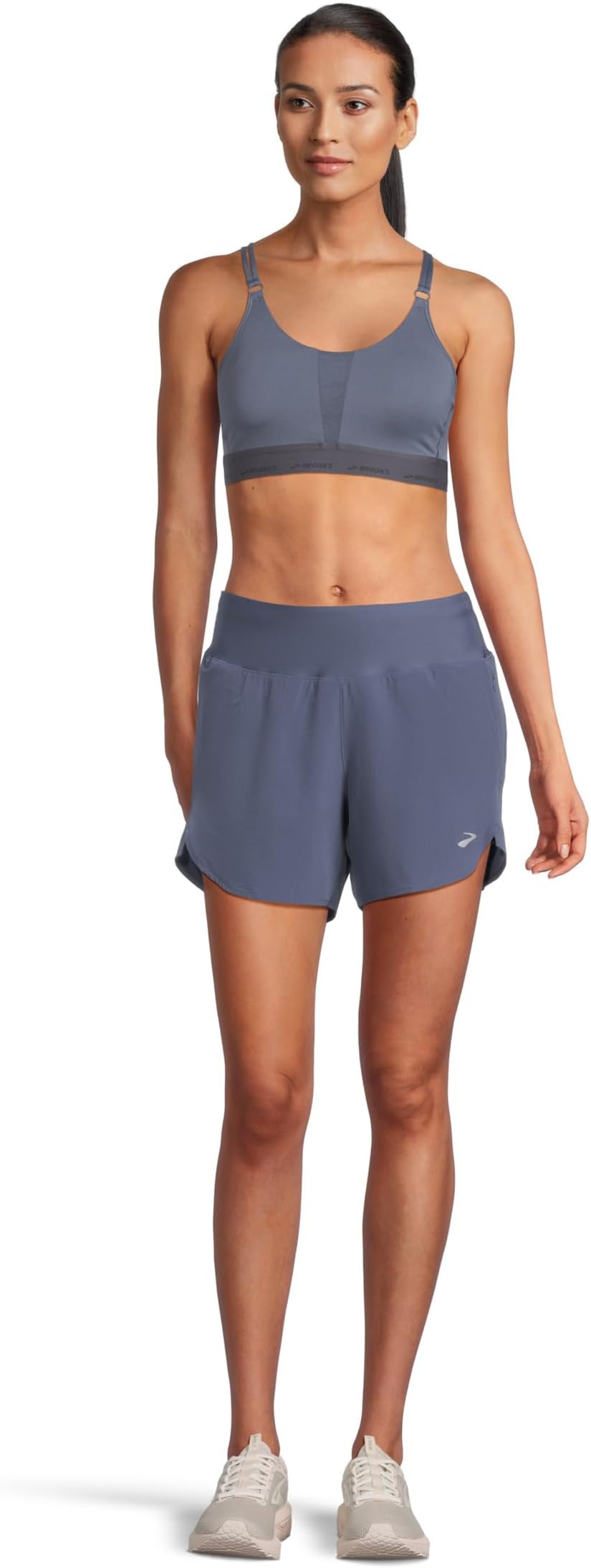 Шорты Brooks Chaser 5" Shorts 2.0, цвет Nightshadow
Шорты Brooks Chaser 5" Shorts 2.0, цвет Nightshadow