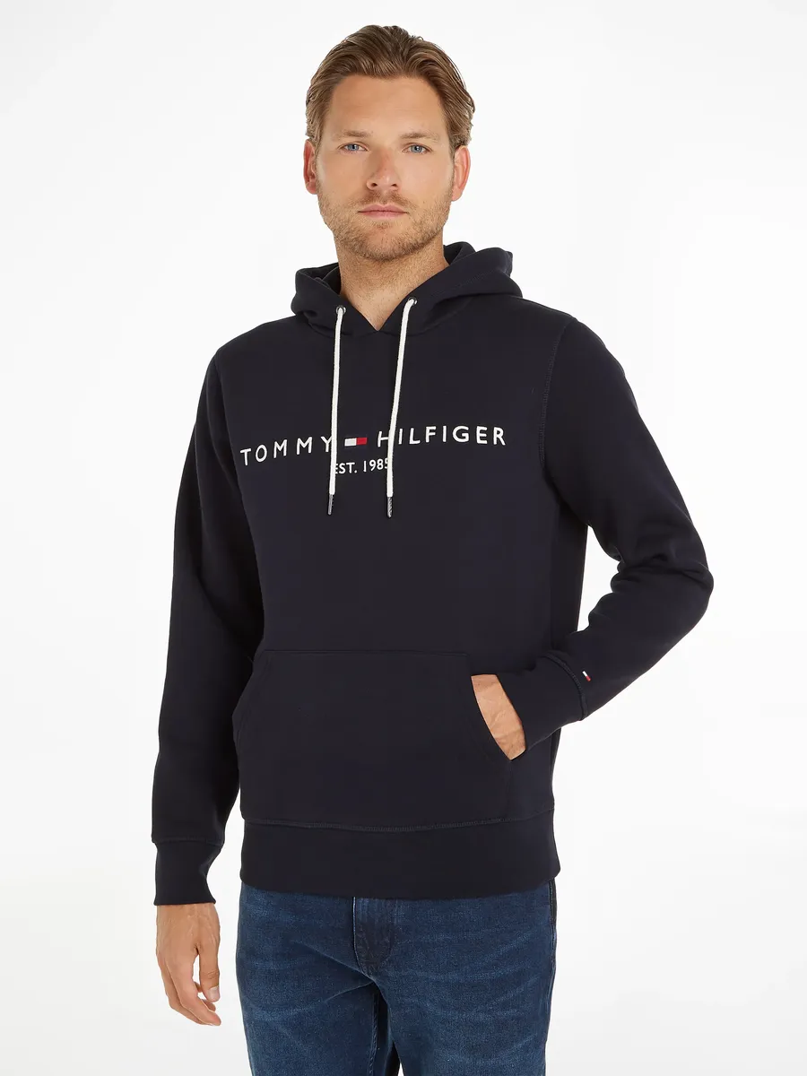 Толстовка с капюшоном Tommy Hilfiger "TOMMY LOGO HOODY", цвет Sky Captain 
Толстовка с капюшоном Tommy Hilfiger "TOMMY LOGO HOODY", цвет Sky Captain