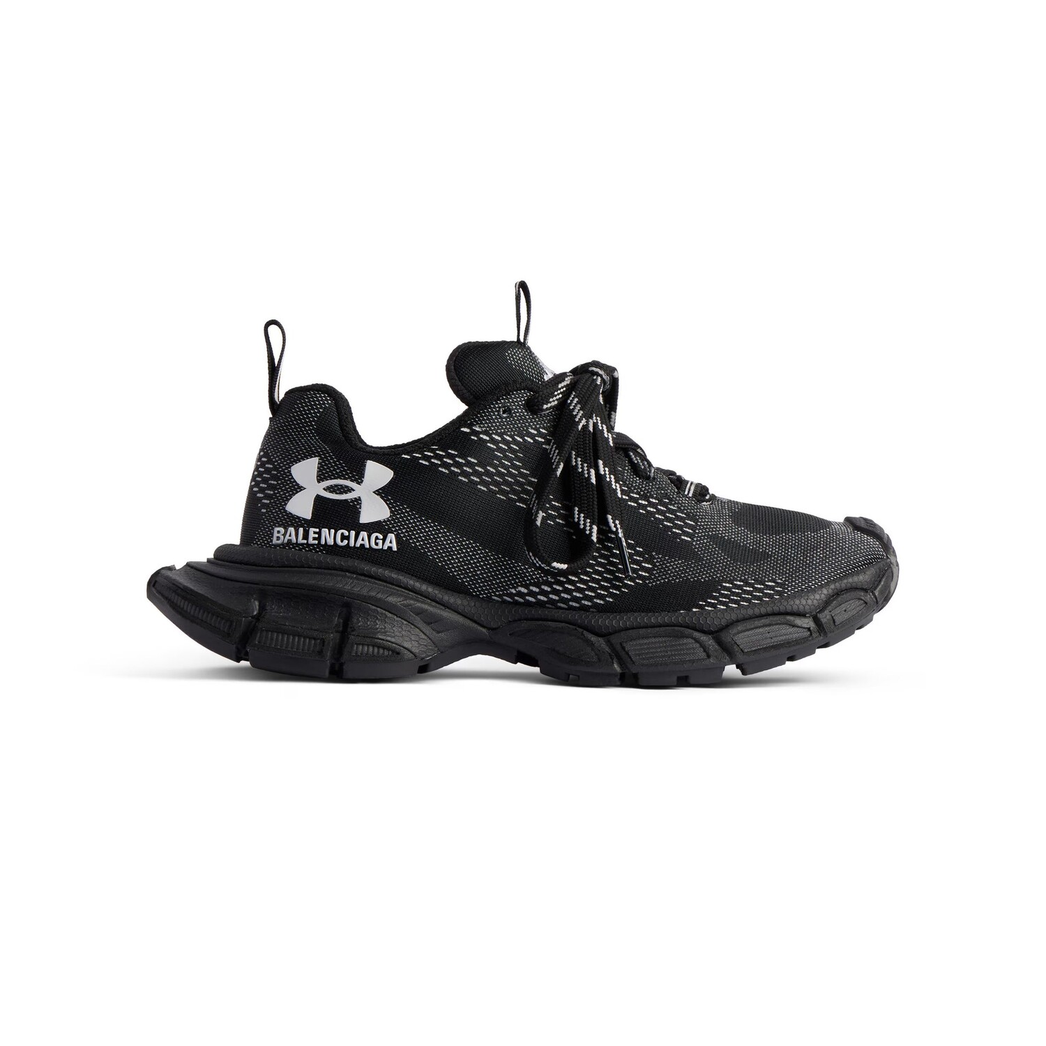 Кроссовки Balenciaga x Under Armour 3XL Knit, черный 
Кроссовки Balenciaga x Under Armour 3XL Knit, черный