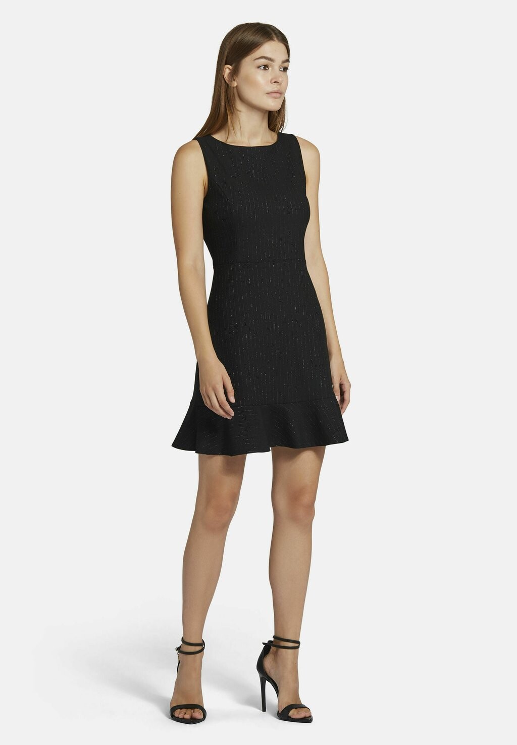 Платье-футляр ENAWIA Nicowa, черный
Платье-футляр ENAWIA Nicowa, черный