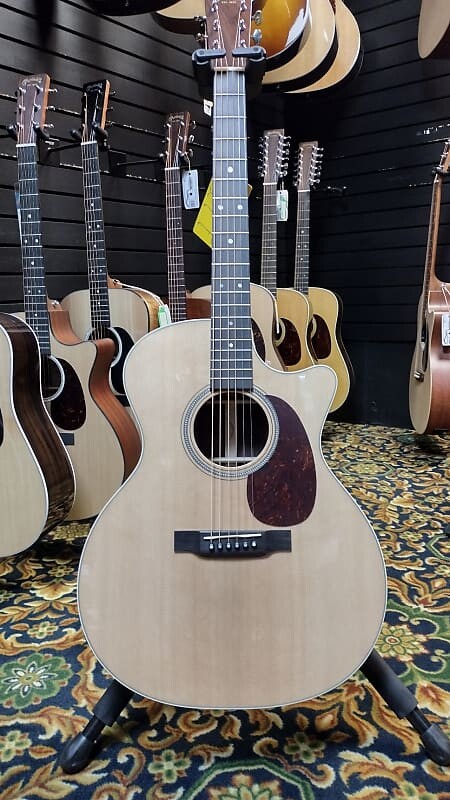 Мартин GPC-16E палисандр Martin
Мартин GPC-16E палисандр Martin