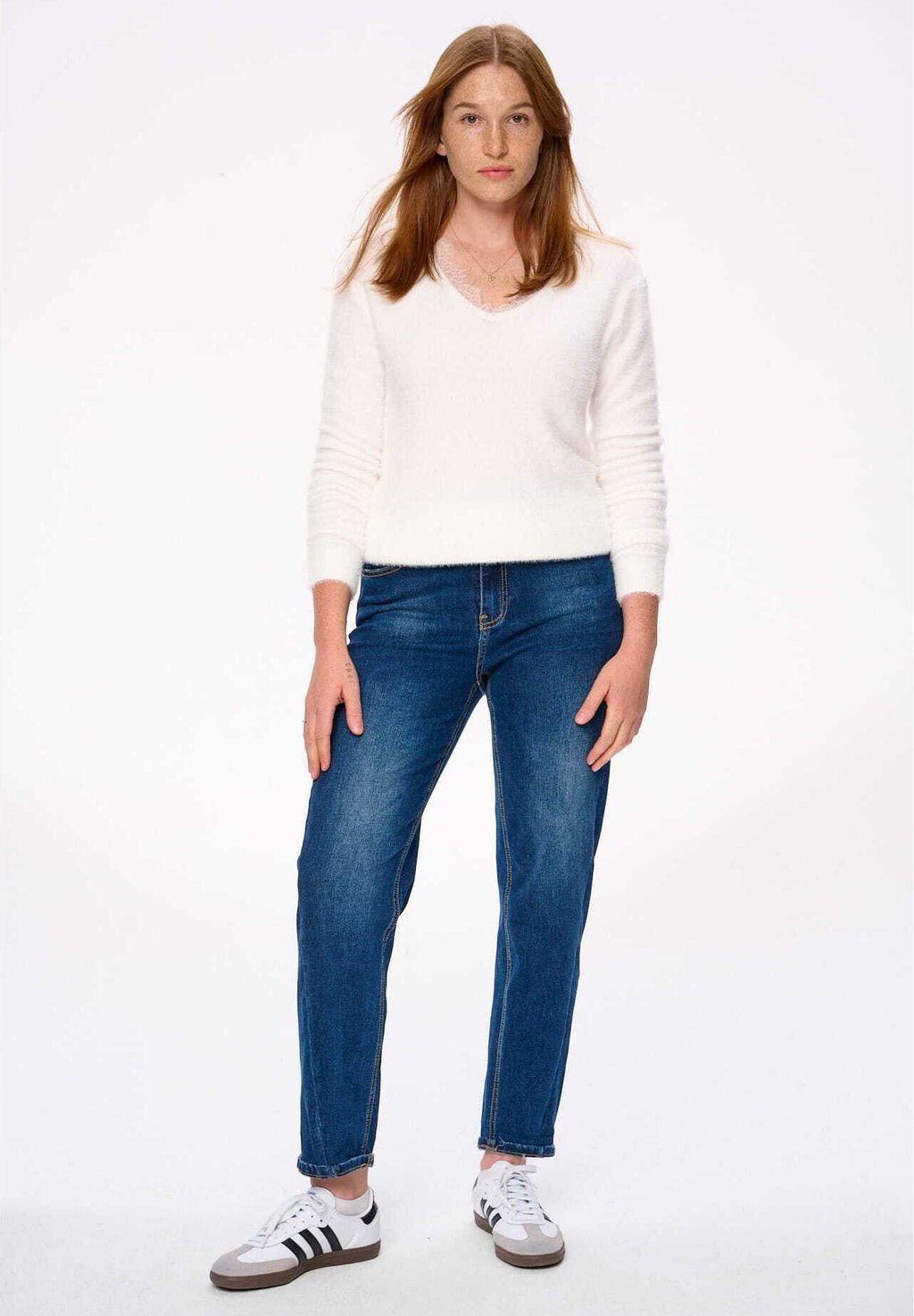 Джемпер MARIBEL blue shadow, белый
Джемпер MARIBEL blue shadow, белый