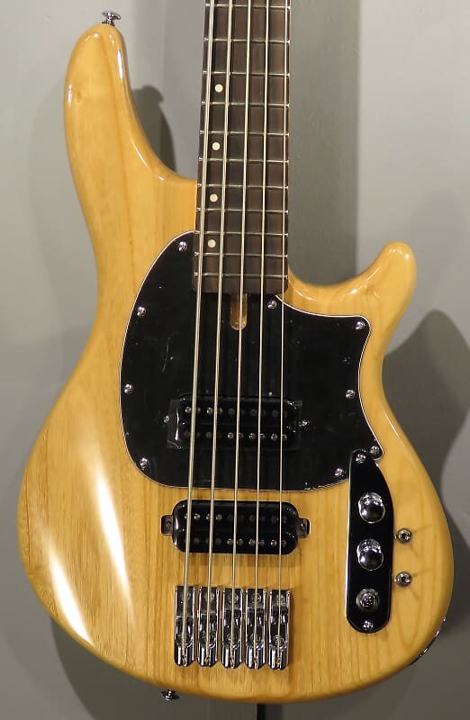 Schecter CV-5 2022 Глянцевый натуральный
Schecter CV-5 2022 Глянцевый натуральный