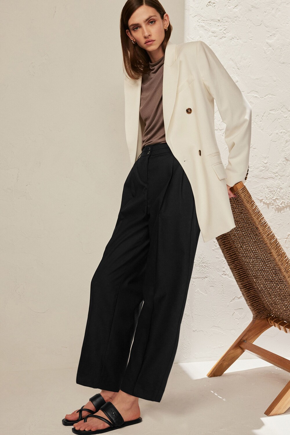 Элегантные брюки широкого кроя премиум-класса Next, черный
Элегантные брюки широкого кроя премиум-класса Next, черный