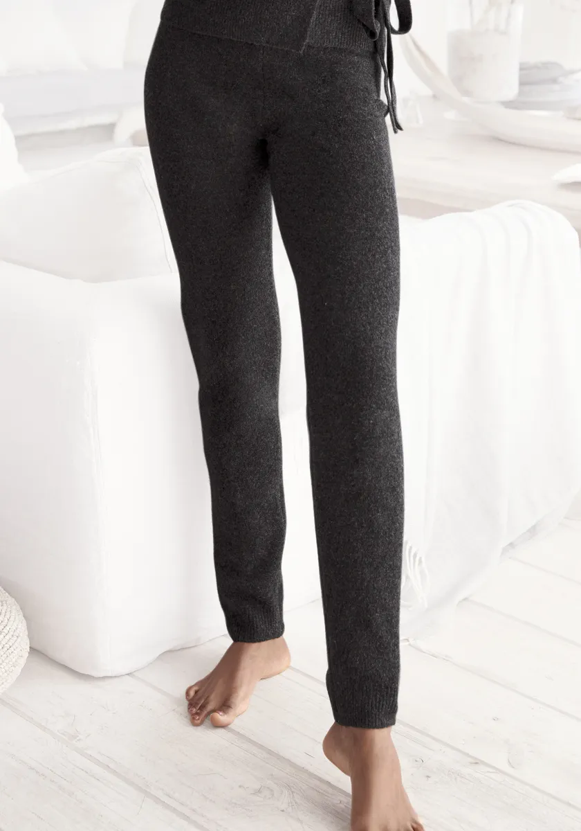 LASCANA трикотажные брюки "брюки для дома", из мягкого трикотажа, домашняя одежда, антрацит
LASCANA трикотажные брюки "брюки для дома", из мягкого трикотажа, домашняя одежда, антрацит