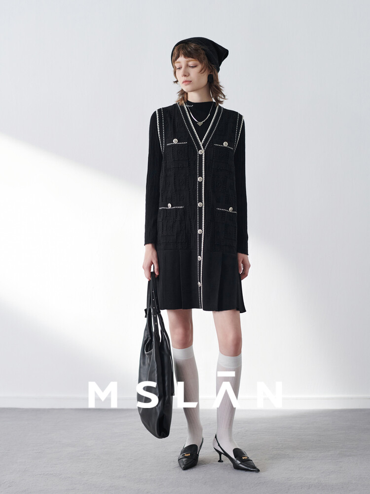 Платье шерстяное MSlan без рукавов, черный
Платье шерстяное MSlan без рукавов, черный