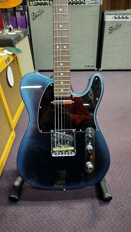 Телекастер Fender American Professional II Dark Night American Professional II Telecaster
Телекастер Fender American Professional II Dark Night American Professional II Telecaster