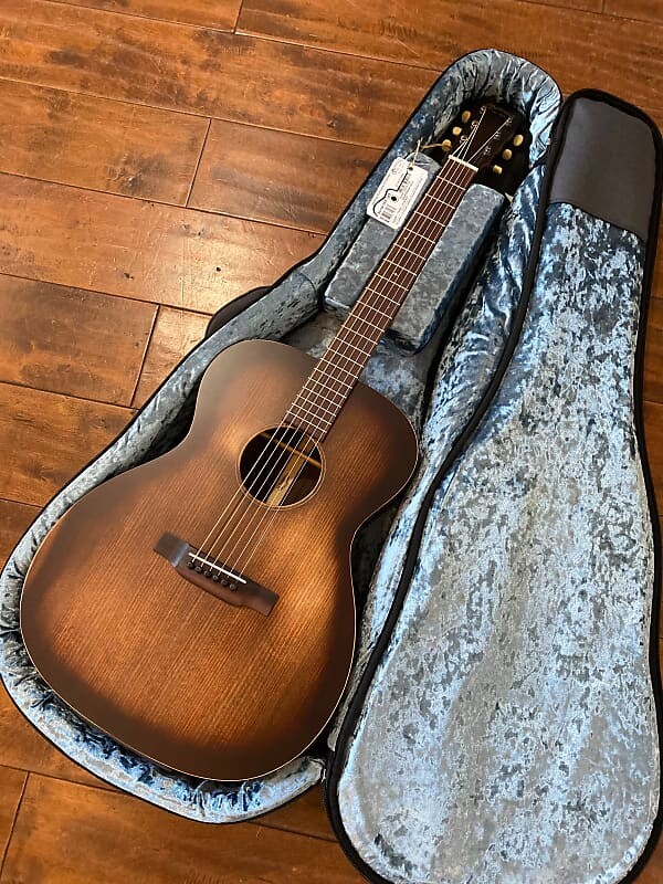 Гитара Martin 000-16 Streetmaster
Гитара Martin 000-16 Streetmaster