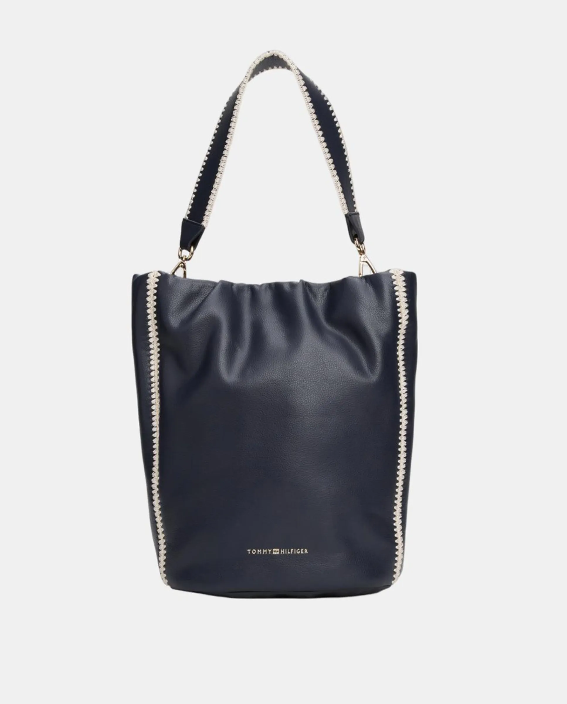 Женская сумка-мешок в темно-синем цвете от Tommy Hilfiger, темно-синий
Женская сумка-мешок в темно-синем цвете от Tommy Hilfiger, темно-синий