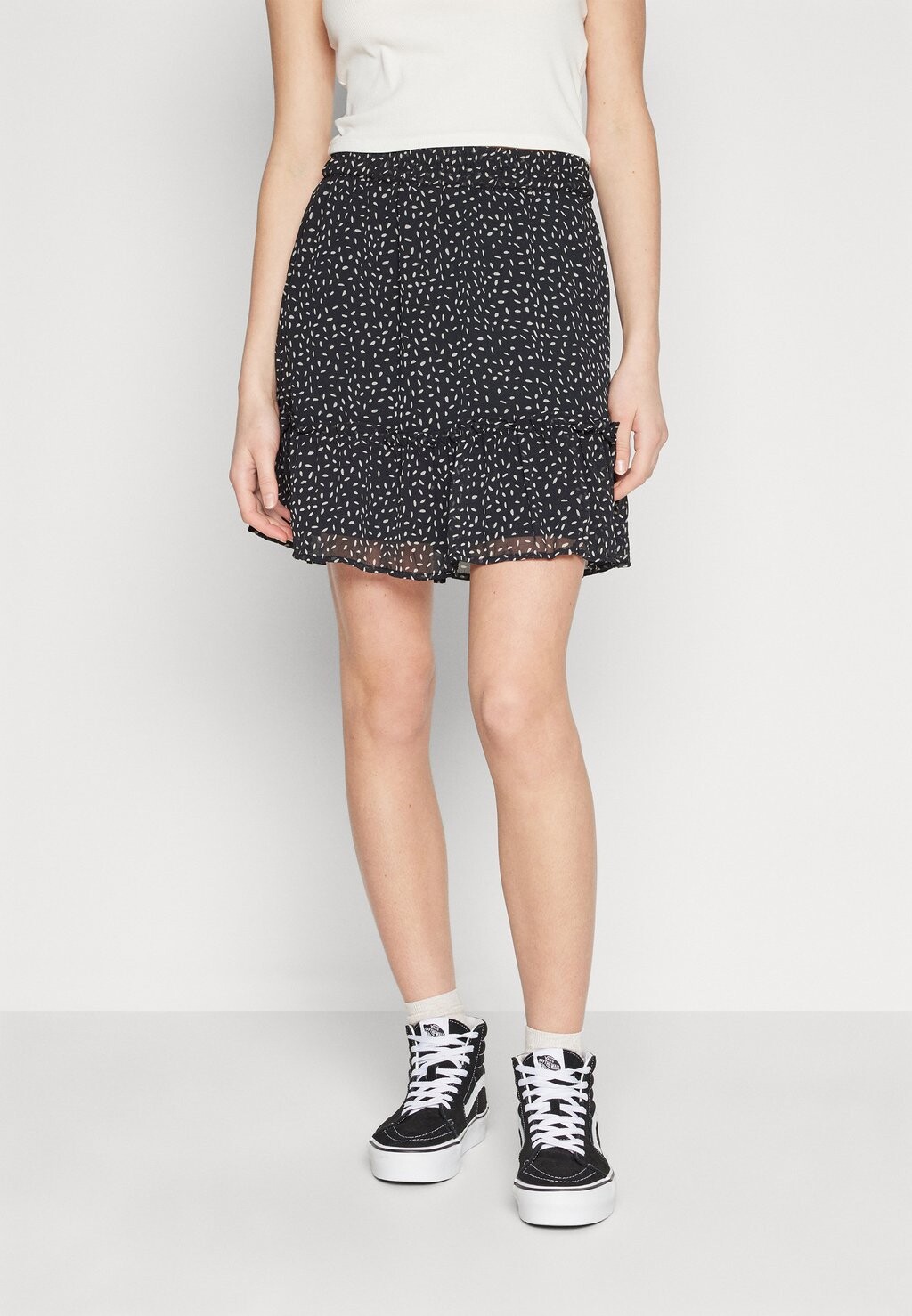 Мини-юбка VIBRITANJA DOT SHORT SKIRT VILA, цвет black beauty/dot egret
Мини-юбка VIBRITANJA DOT SHORT SKIRT VILA, цвет black beauty/dot egret