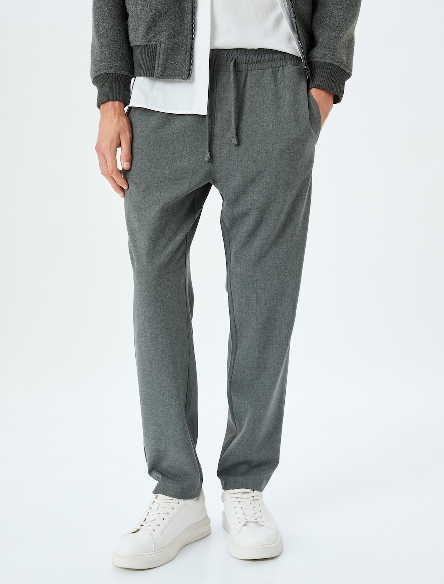 Обычные брюки Koton, дымчато-синий
Обычные брюки Koton, дымчато-синий