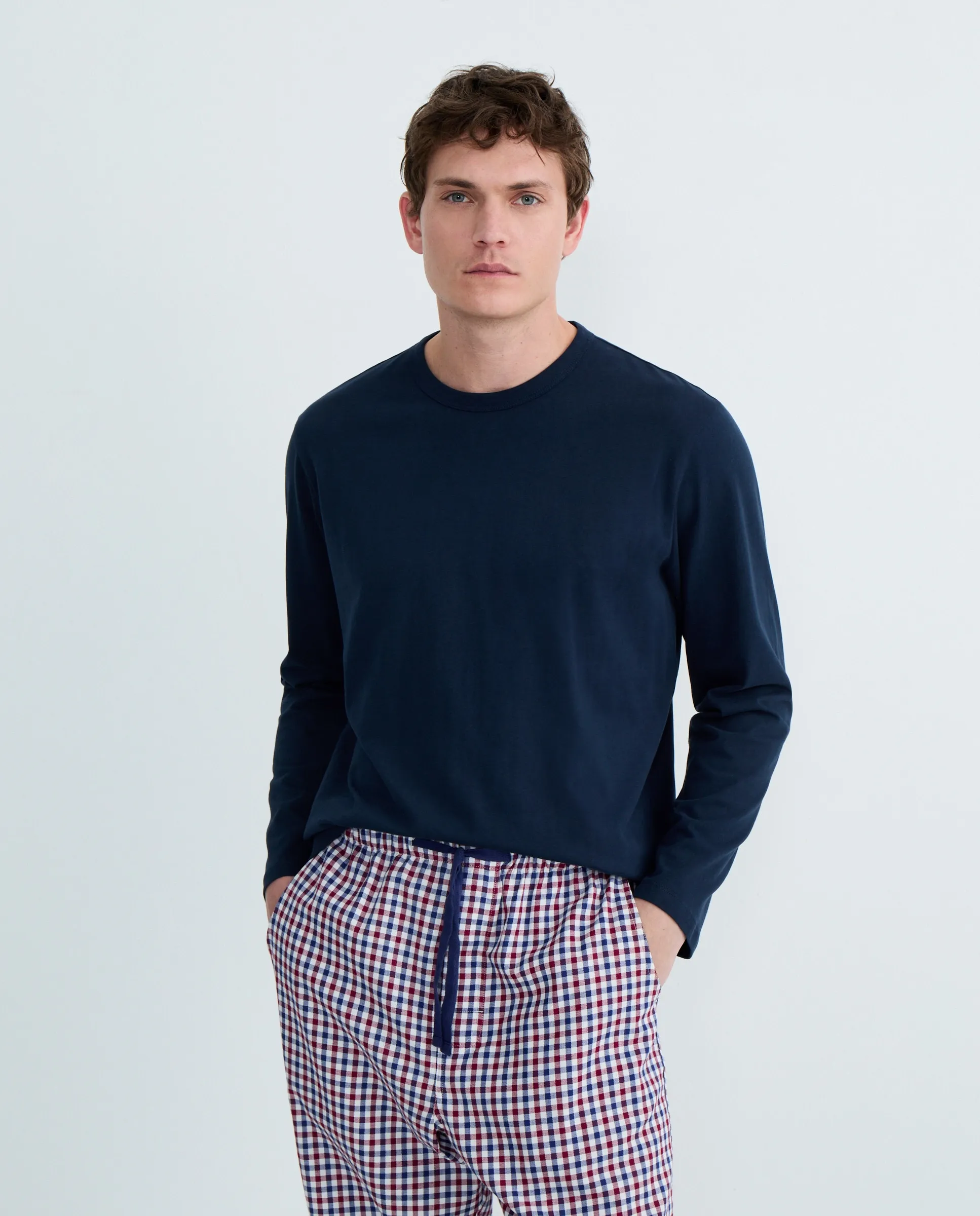 Мужская футболка с длинным рукавом Dustin, темно-синий
Мужская футболка с длинным рукавом Dustin, темно-синий