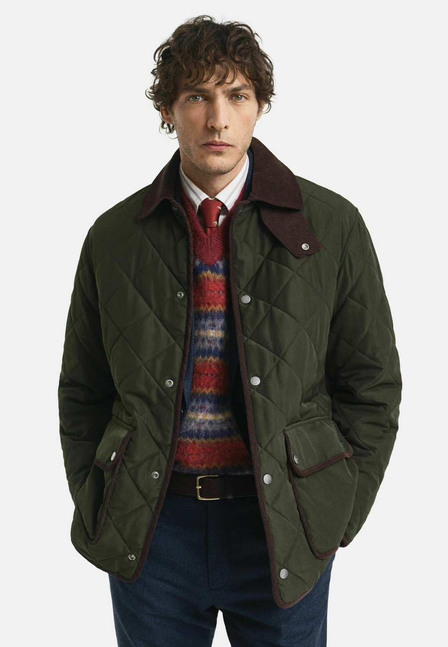 Пальто GANT QUILTED, Dark Moss Green/Green
Пальто GANT QUILTED, Dark Moss Green/Green