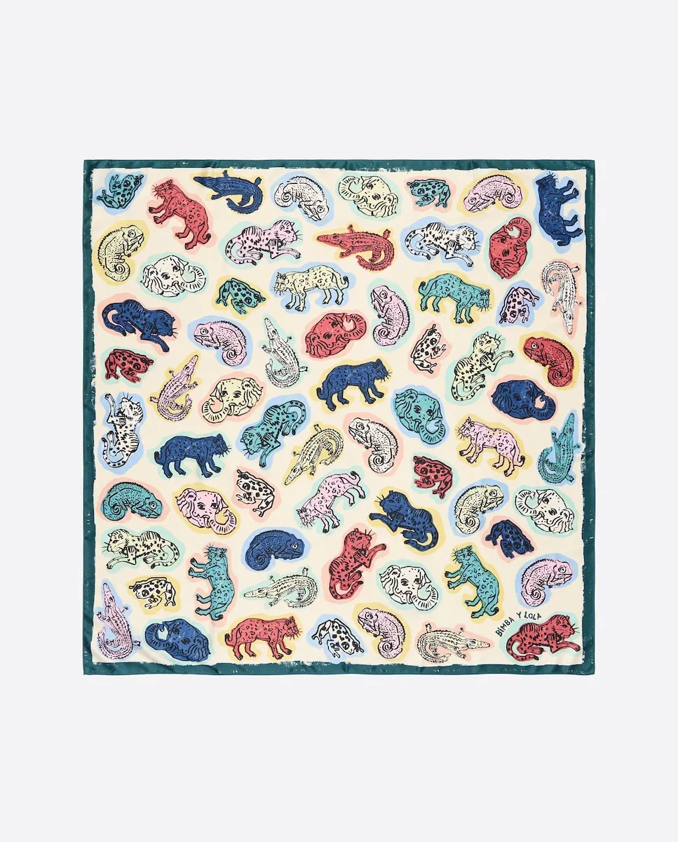 Женский квадратный шарф с принтом Bimba y Lola, цвет Crudo
Женский квадратный шарф с принтом Bimba y Lola, цвет Crudo