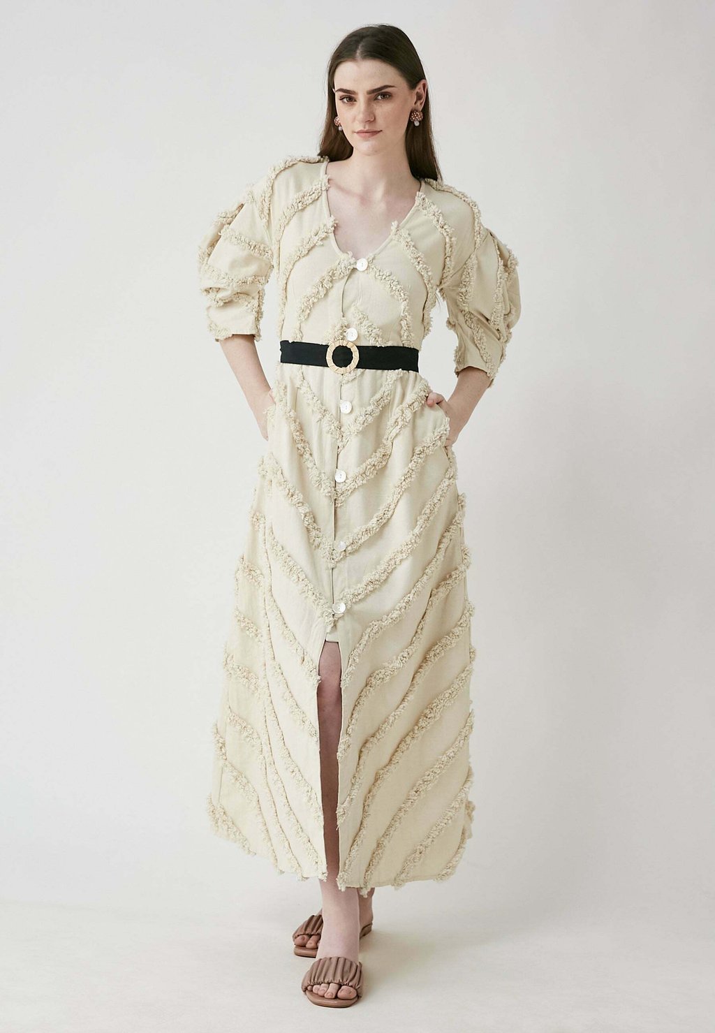 Платье макси FERNY Be Sunset, бежевый
Платье макси FERNY Be Sunset, бежевый