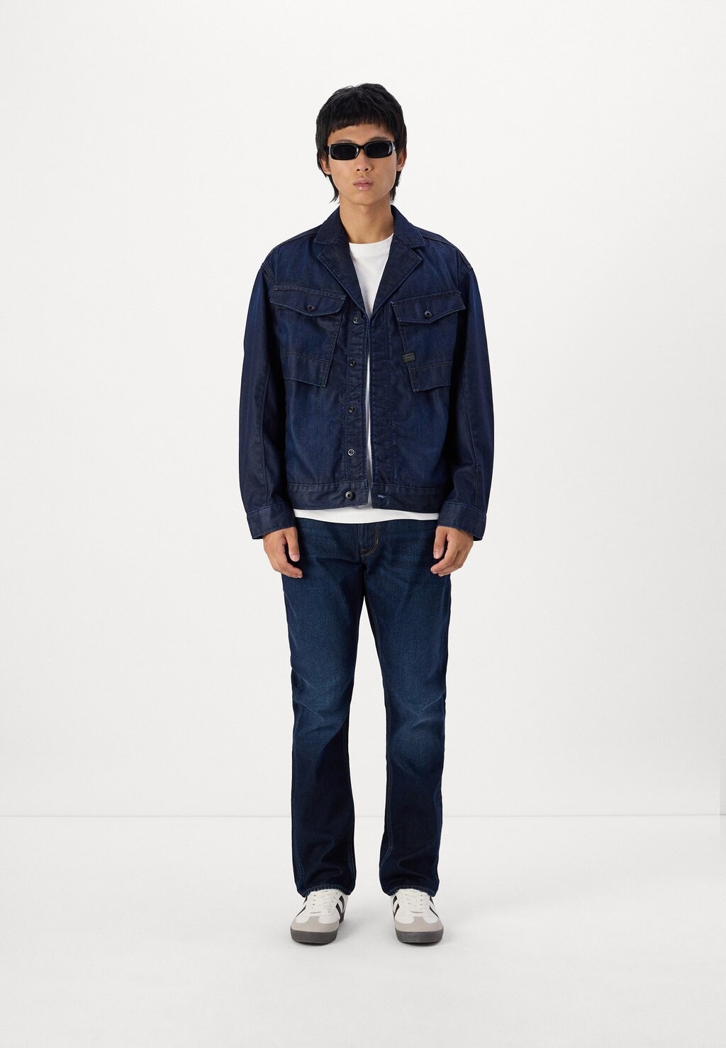 Джинсы прямого кроя MOSA STRAIGHT G-STAR, темно-синие джинсы
Джинсы прямого кроя MOSA STRAIGHT G-STAR, темно-синие джинсы