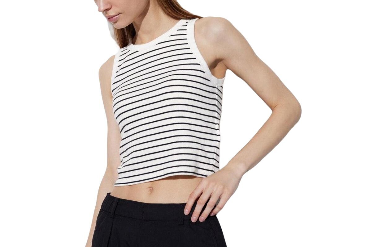 Женская майка Uniqlo
Женская майка Uniqlo