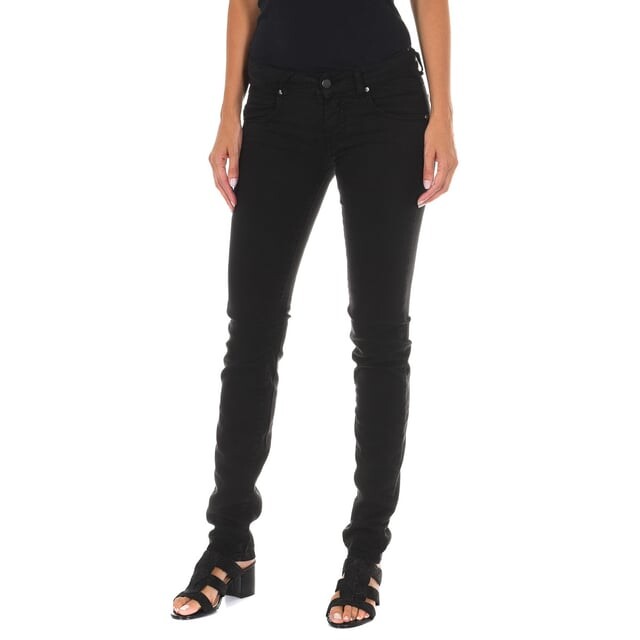 Длинные джинсовые брюки с узким подолом 10dbf0475 b088 женщина Met, черный
Длинные джинсовые брюки с узким подолом 10dbf0475 b088 женщина Met, черный