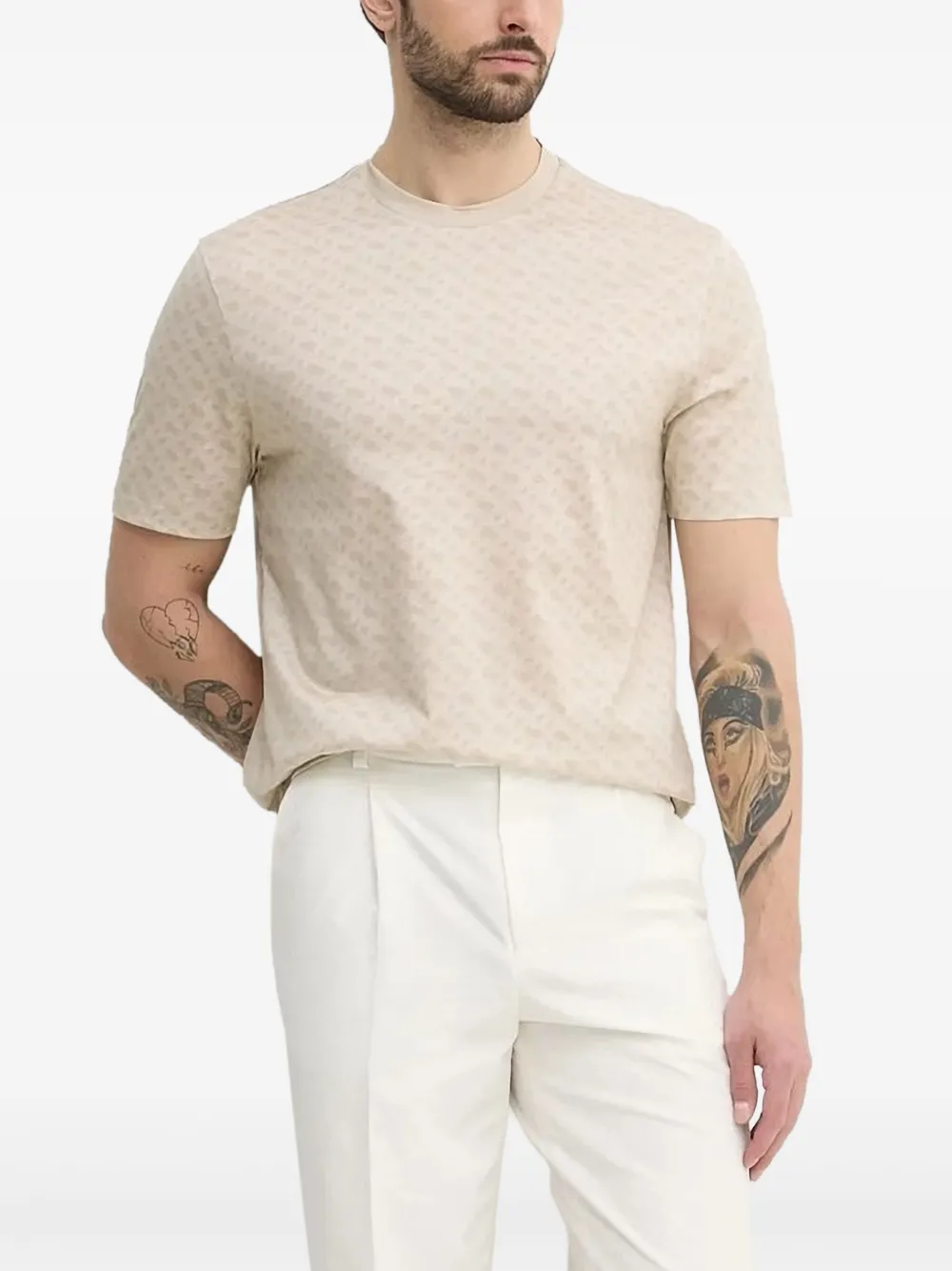 Футболка с логотипом BOSS, нейтральный
Футболка с логотипом BOSS, нейтральный