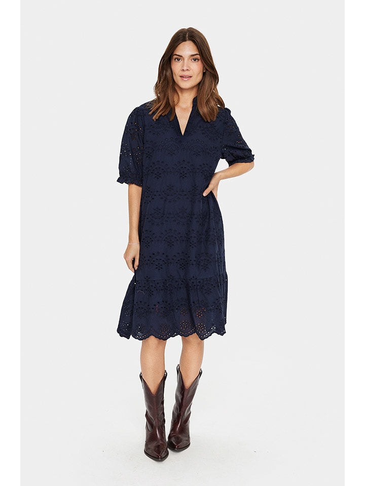 SAINT TROPEZ Платье темно-синего цвета
SAINT TROPEZ Платье темно-синего цвета