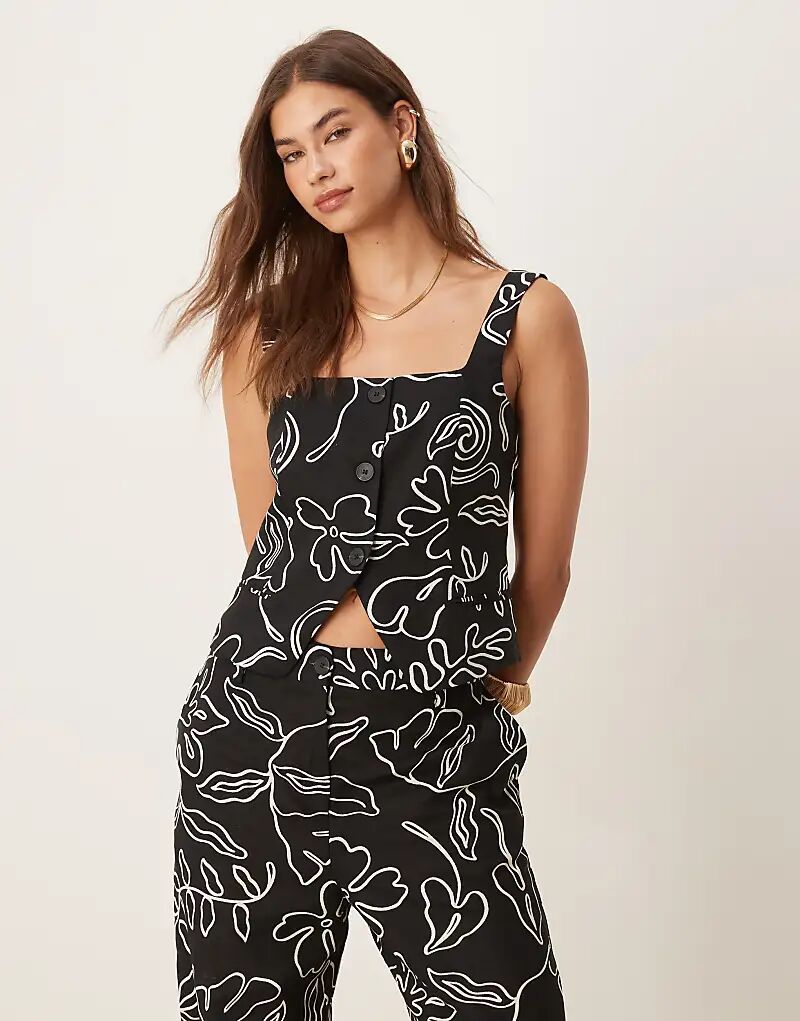 Топ из хлопка Mango с квадратным вырезом, однотонный эскизный рисунок
Топ из хлопка Mango с квадратным вырезом, однотонный эскизный рисунок