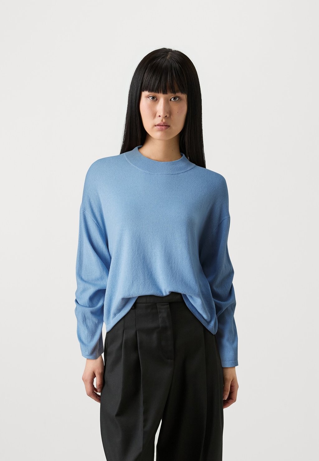 Джемпер FTC Cashmere, светло-голубой
Джемпер FTC Cashmere, светло-голубой