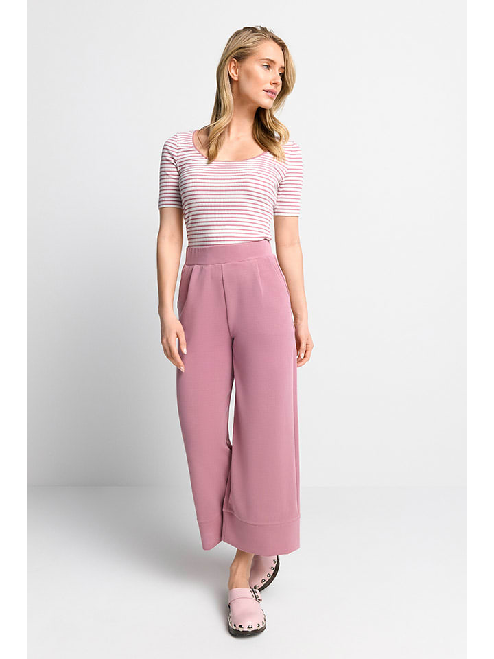 Футболка Rich & Royal, цвет rosa/weiß
Футболка Rich & Royal, цвет rosa/weiß