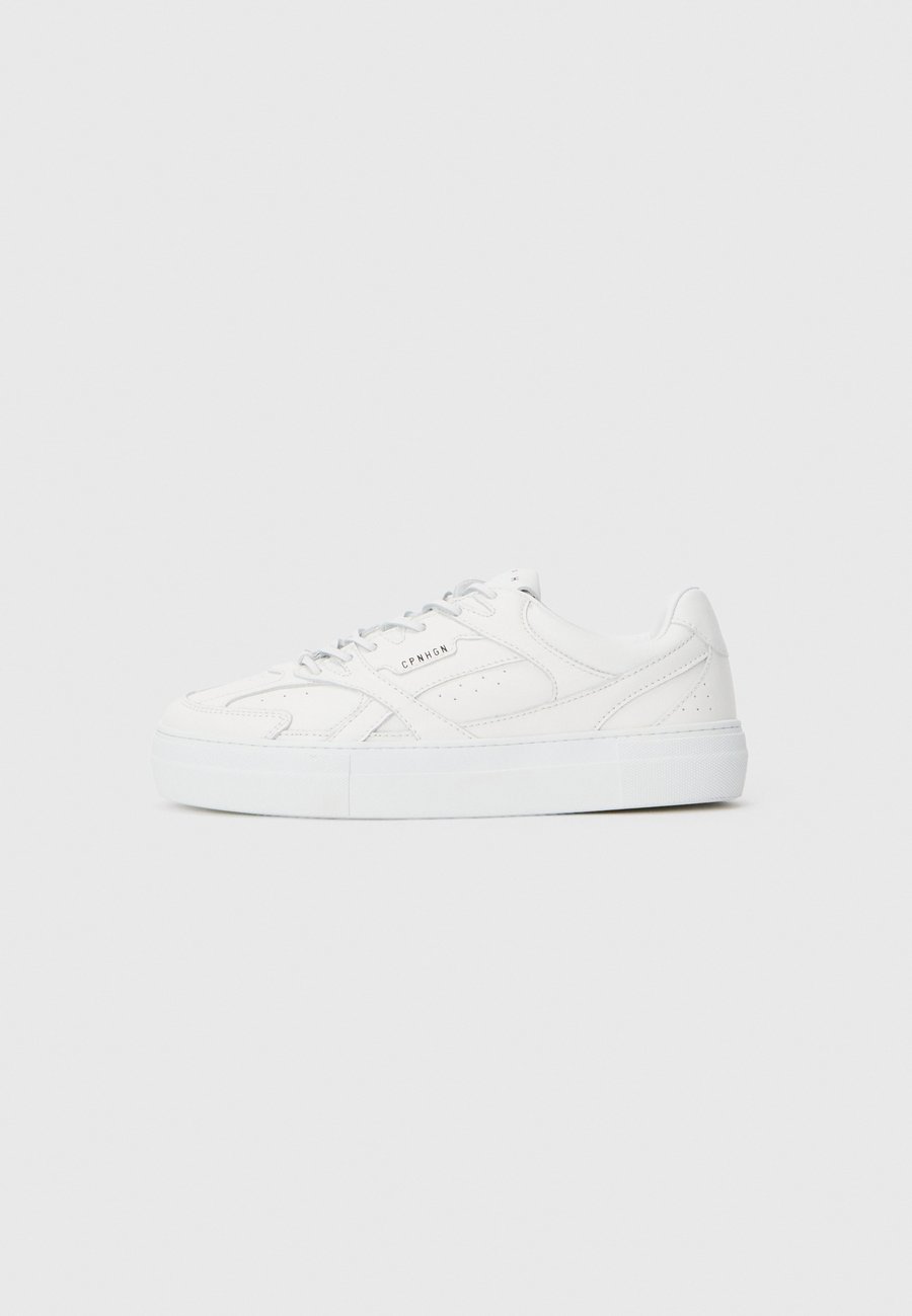 Кроссовки Copenhagen Studios Trainers, White
Кроссовки Copenhagen Studios Trainers, White