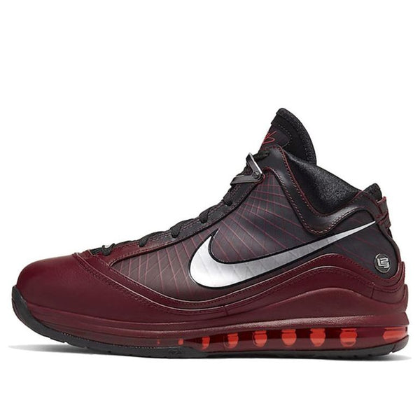 Кроссовки air max lebron 7 retro qs 'christmas' 2019 Nike, красный
Кроссовки air max lebron 7 retro qs 'christmas' 2019 Nike, красный