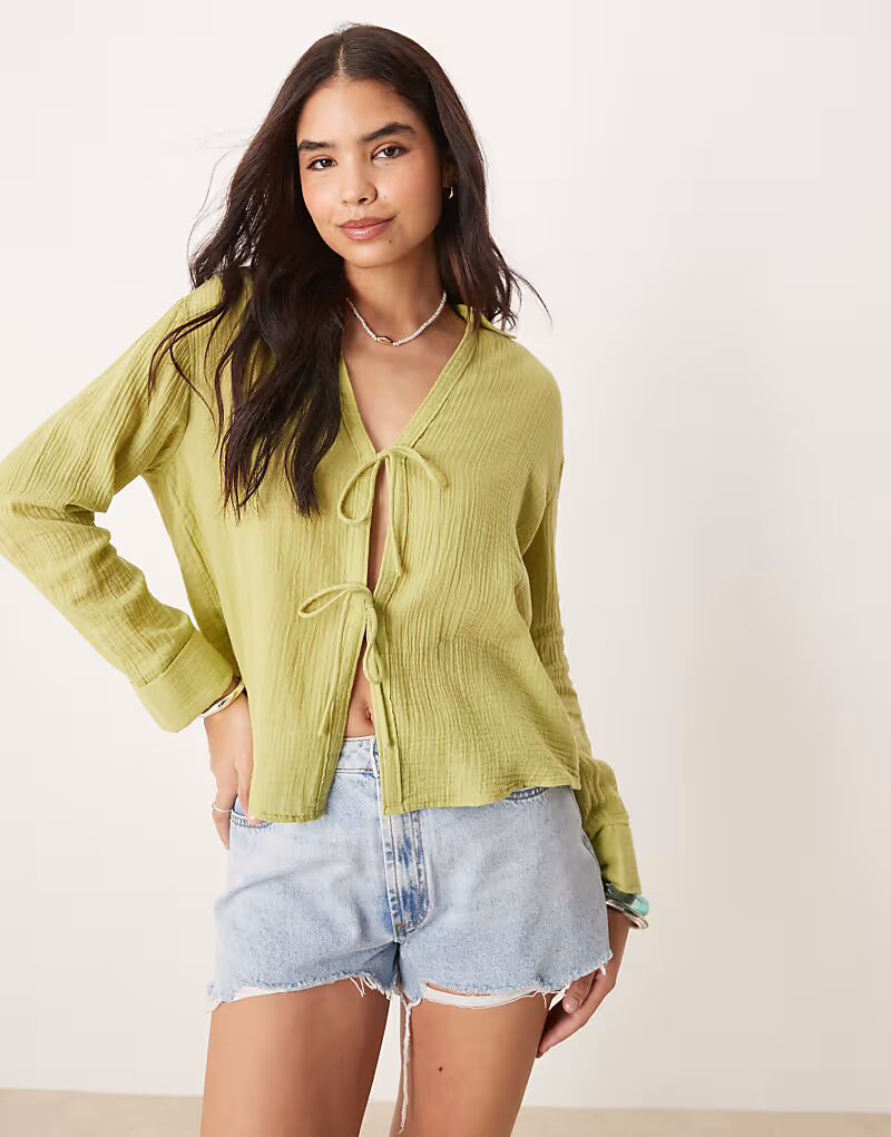 Фактурная свободная пляжная рубашка Abercrombie & Fitch цвета лайма
Фактурная свободная пляжная рубашка Abercrombie & Fitch цвета лайма