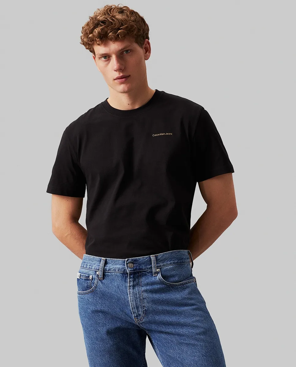 Мужская футболка с короткими рукавами и логотипом на спине Calvin Klein Jeans, черный
Мужская футболка с короткими рукавами и логотипом на спине Calvin Klein Jeans, черный