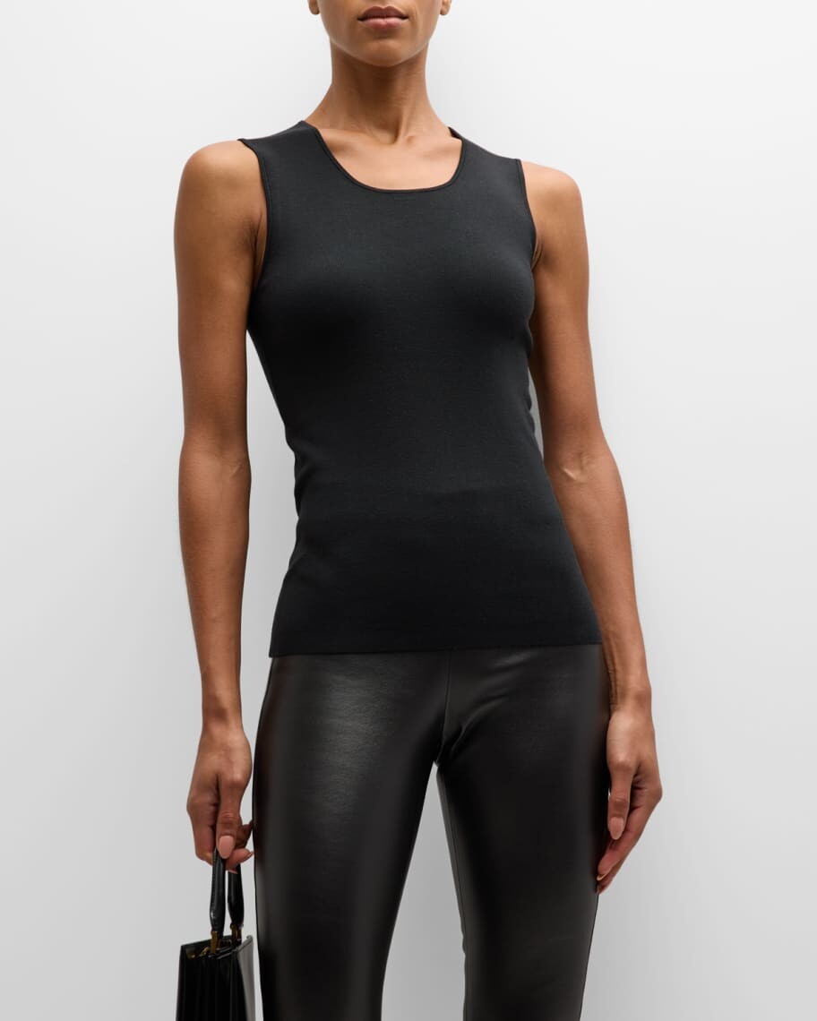 Эластичная шелковая майка с круглым вырезом Joseph
Эластичная шелковая майка с круглым вырезом Joseph