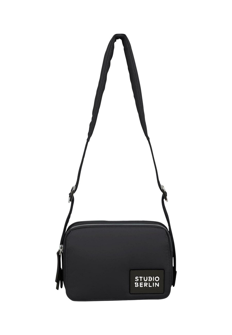 Сумка кросс-боди Studio Berlin DAHLEM, Black
Сумка кросс-боди Studio Berlin DAHLEM, Black