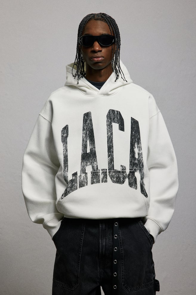 Толстовка с капюшоном с принтом свободного кроя H&M, мультиколор
Толстовка с капюшоном с принтом свободного кроя H&M, мультиколор