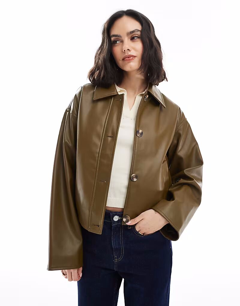 Куртка ASOS DESIGN из искусственной кожи на пуговицах оливкового цвета
Куртка ASOS DESIGN из искусственной кожи на пуговицах оливкового цвета