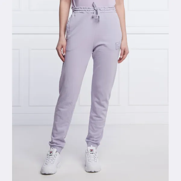 Спортивные брюки-бастонь классического кроя Fila, лавандовый
Спортивные брюки-бастонь классического кроя Fila, лавандовый
