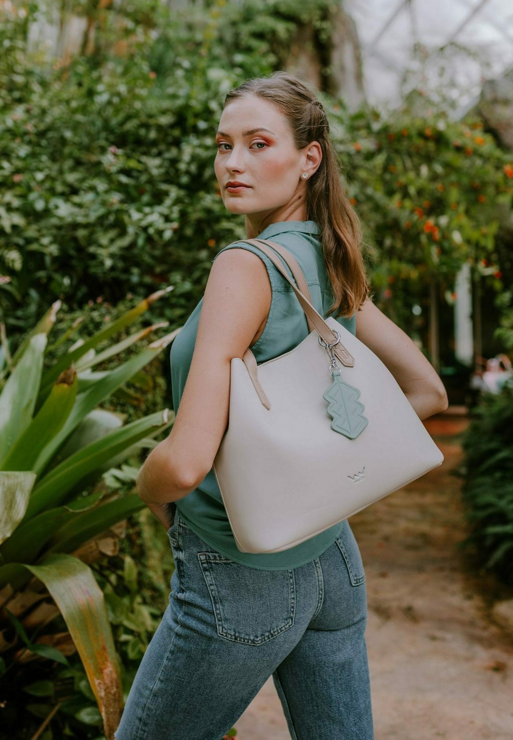 Сумка ROSELDA VUCH, бежевый
Сумка ROSELDA VUCH, бежевый