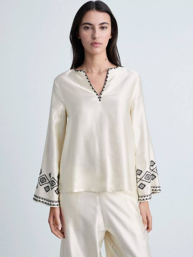 Атласный топ с вышивкой ziad Mango, цвет Beige/Black
Атласный топ с вышивкой ziad Mango, цвет Beige/Black