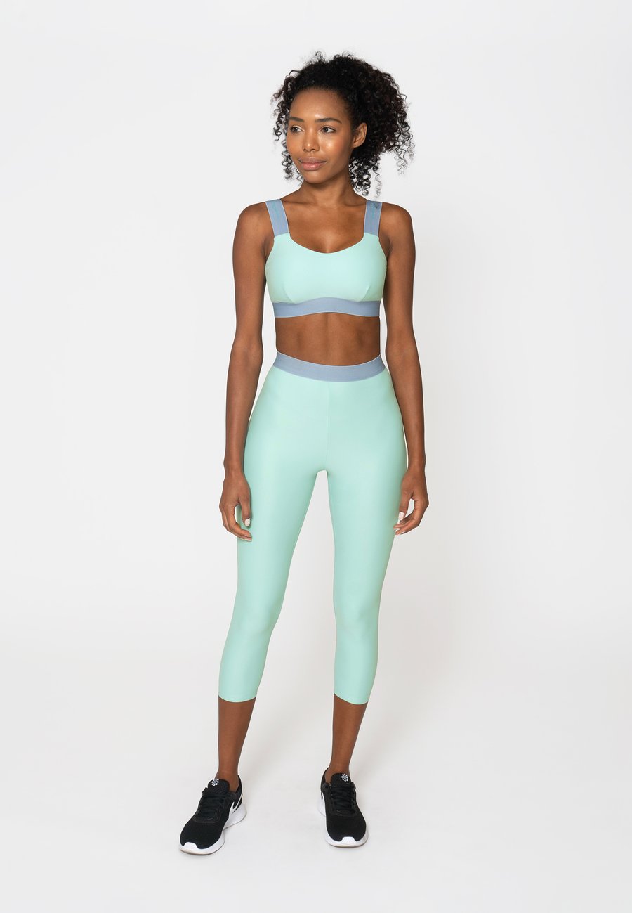 Бюстгальтер Horizon Athletic ZINAL, Blue
Бюстгальтер Horizon Athletic ZINAL, Blue