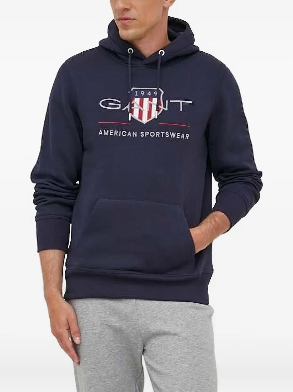 Толстовка с вышитым логотипом Gant, синий
Толстовка с вышитым логотипом Gant, синий