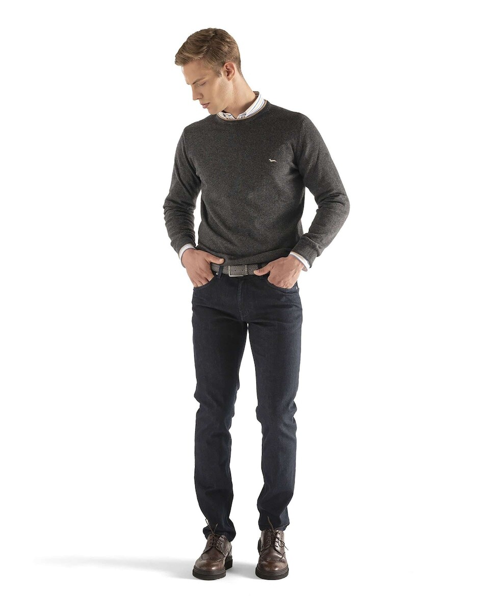 Мужские джинсы обычного кроя темно-синего цвета Harmont&Blaine, темно-синий
Мужские джинсы обычного кроя темно-синего цвета Harmont&Blaine, темно-синий