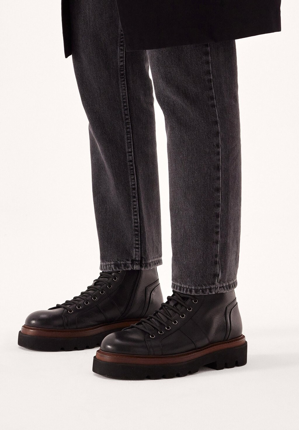 Ботильоны на шнуровке Zapus Kazar, черный
Ботильоны на шнуровке Zapus Kazar, черный