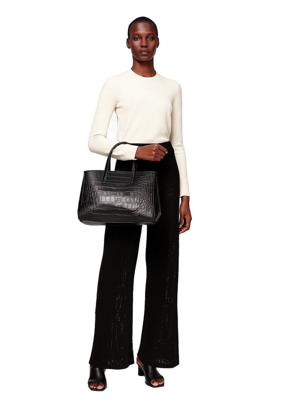 Сумка Chiara Ferretti Handbag, Black
Сумка Chiara Ferretti Handbag, Black